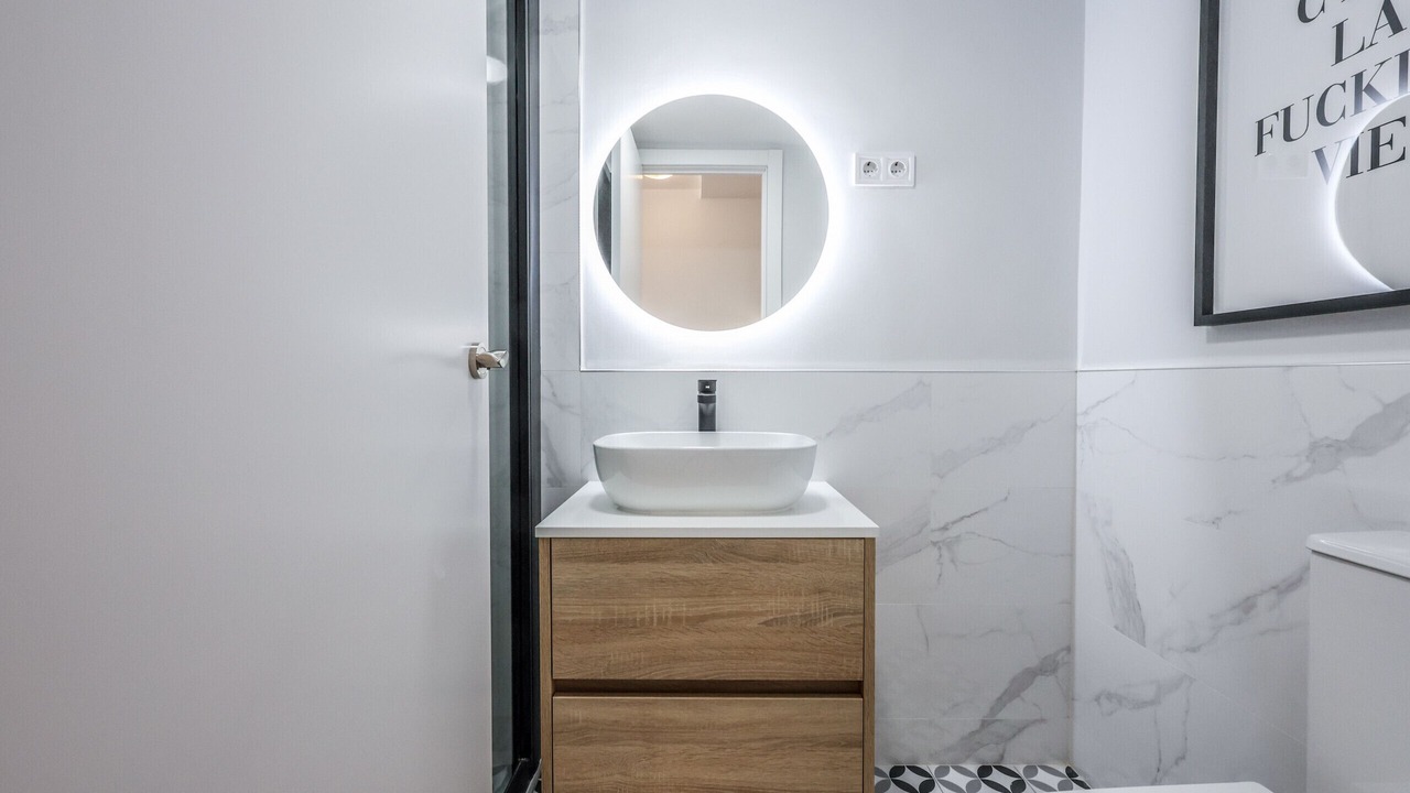 Photo of Bathroom in Embajadores