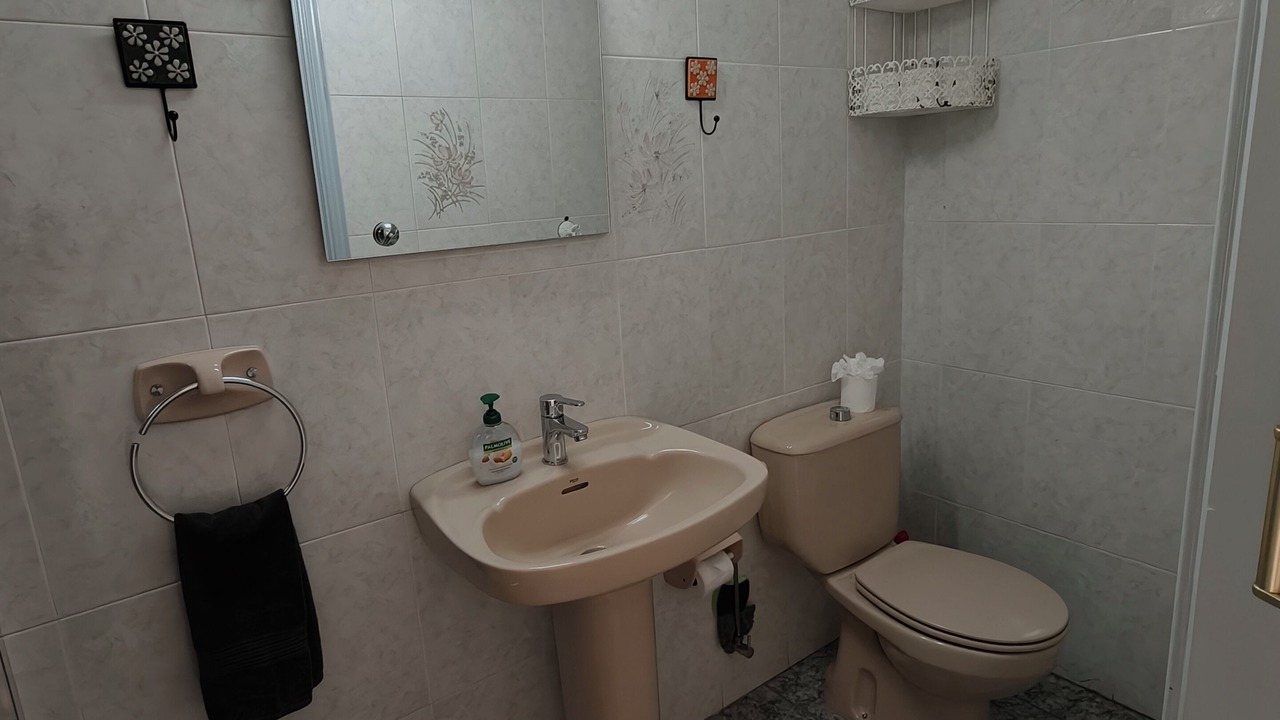 Photo of Bathroom in Los Cristianos