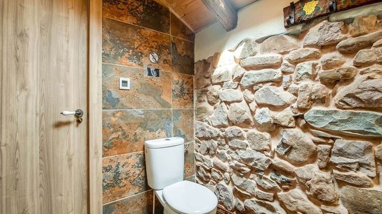 Photo of Bathroom in A Lama
