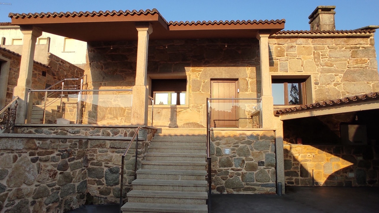 Photo of Outdoor in Meis