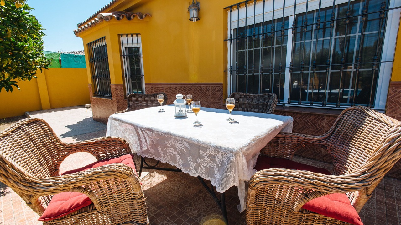 Photo of Outdoor in Almensilla