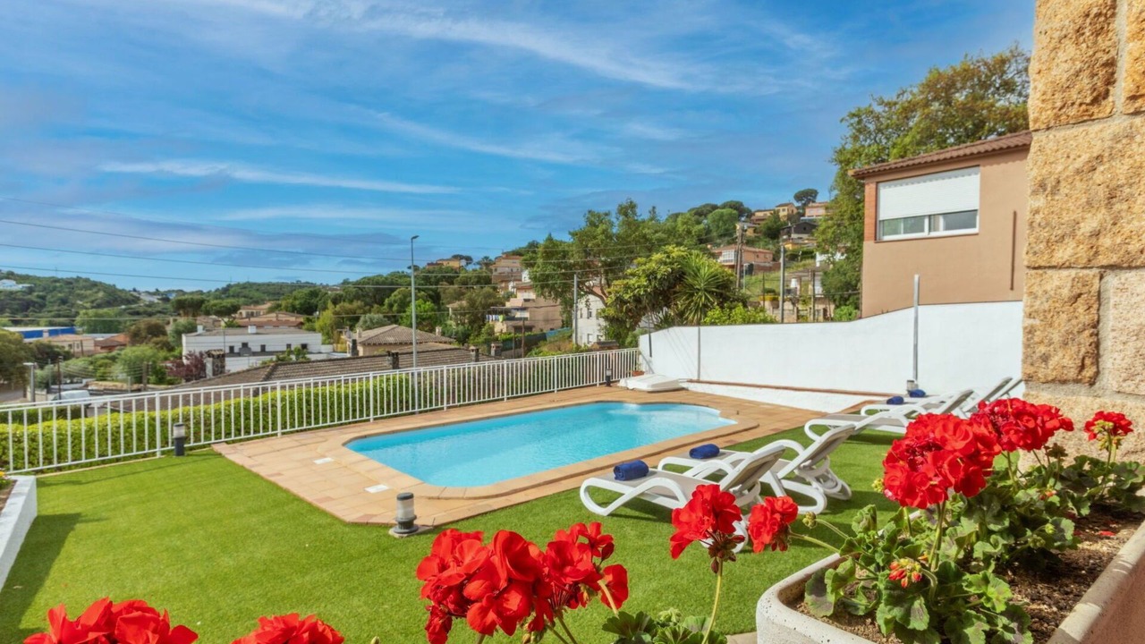Photo of Outdoor in Palafolls