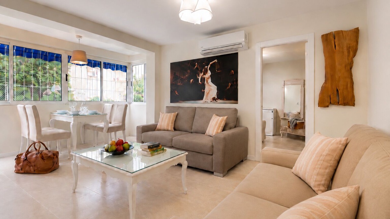 Photo of Livingroom in Giralda Sur
