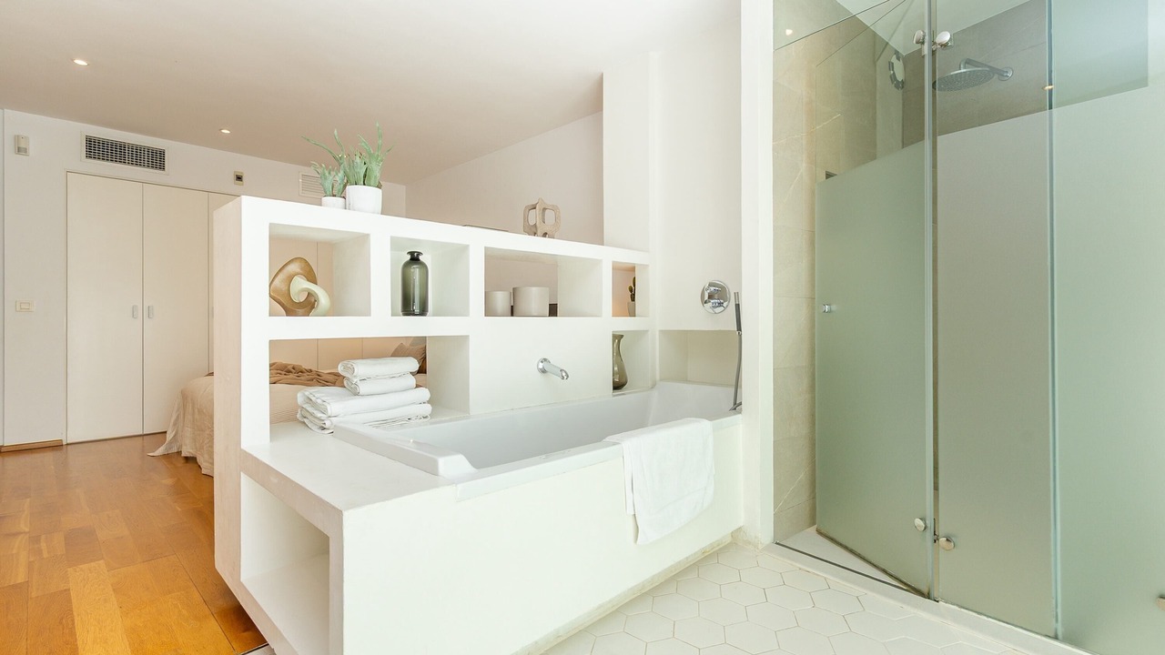 Photo of Bathroom in La Llotja-Born