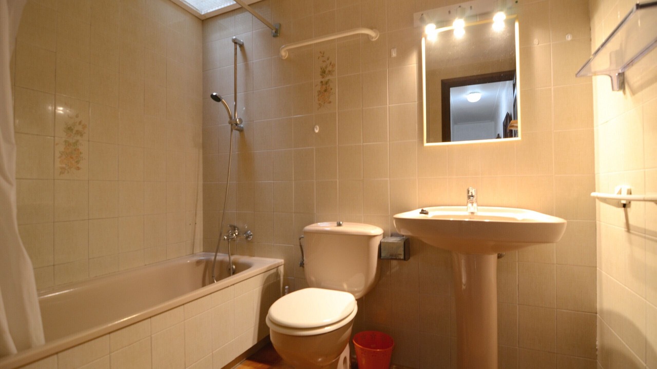 Photo of Bathroom in Torroella de Montgri