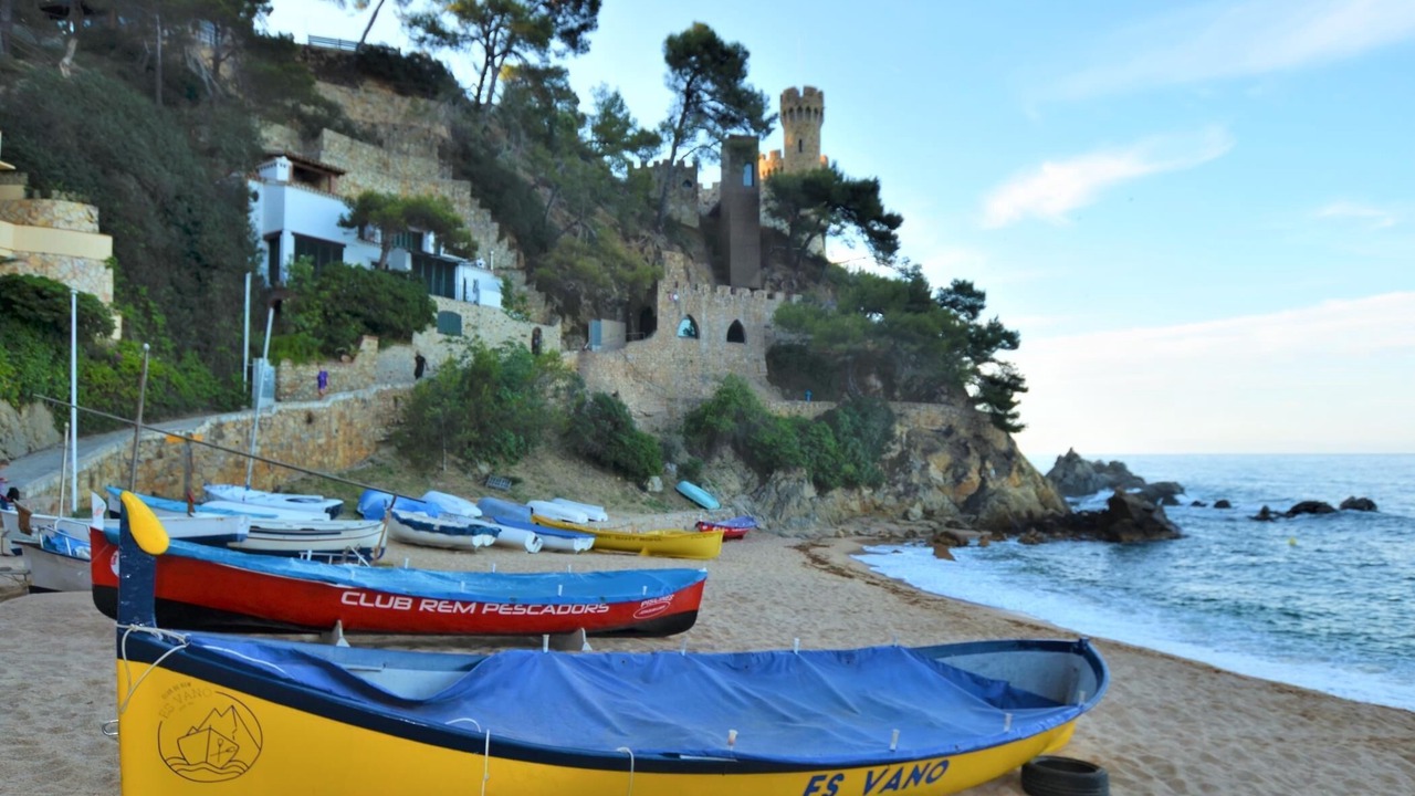 Photo of Others in Lloret Town Center