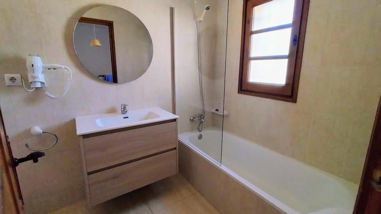 Photo of Bathroom in Calonge