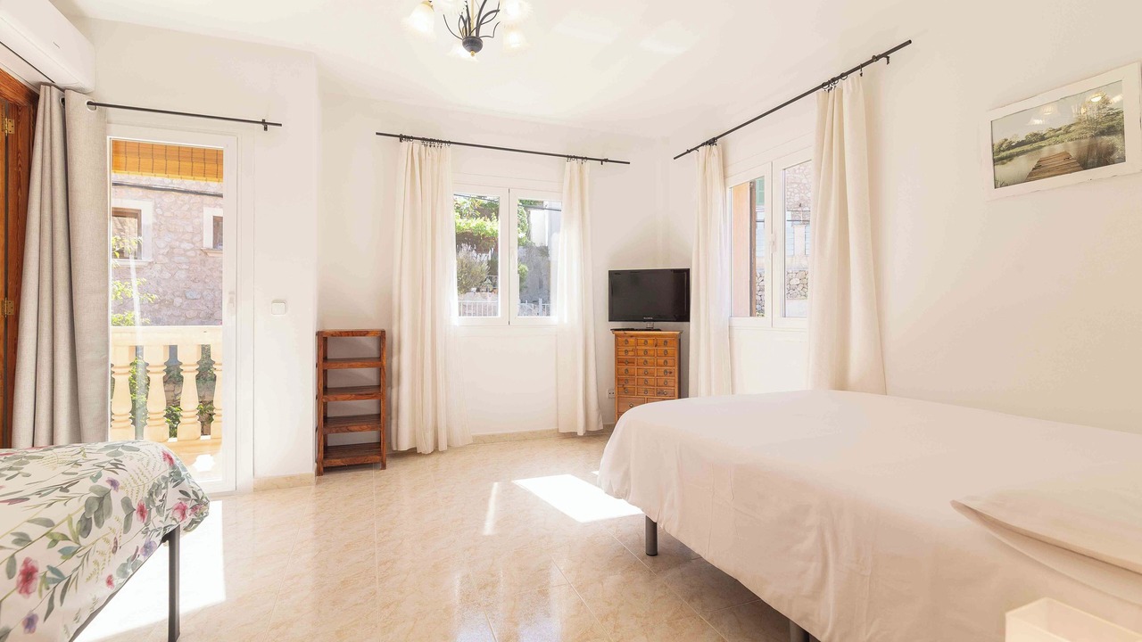Photo of Bedroom in Bunyola