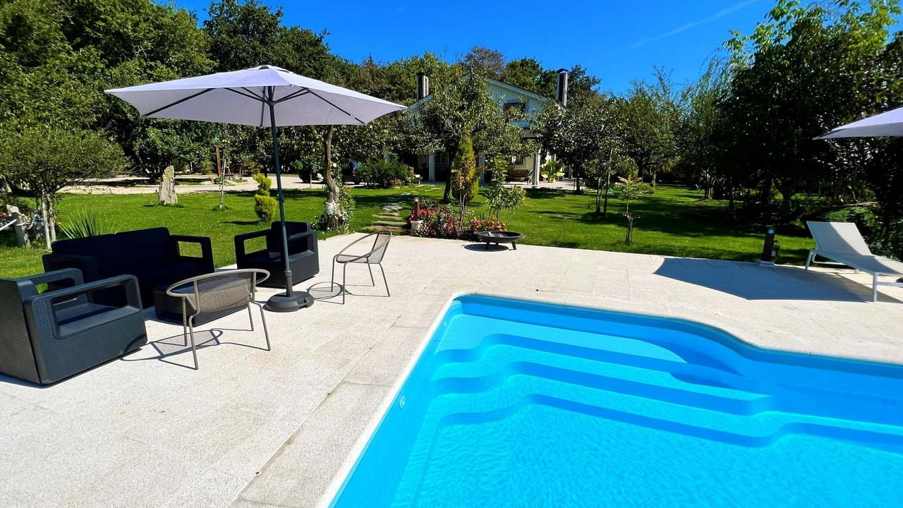 Photo of Outdoor in Guntin
