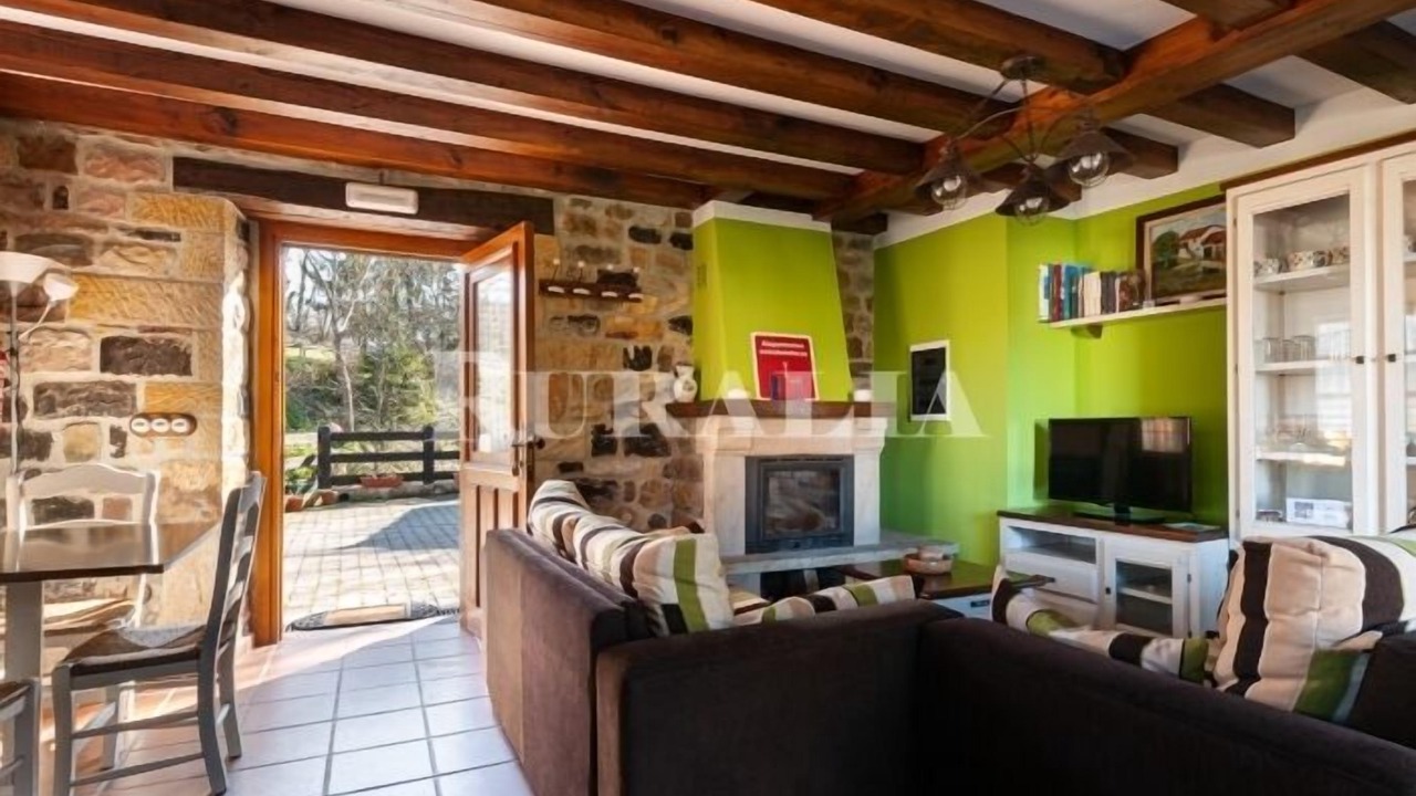 Photo of Livingroom in Villanueva de la Pena