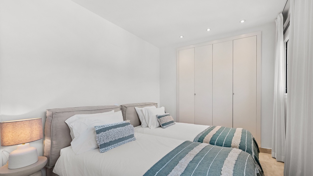 Photo of Bedroom in New Golden Mile