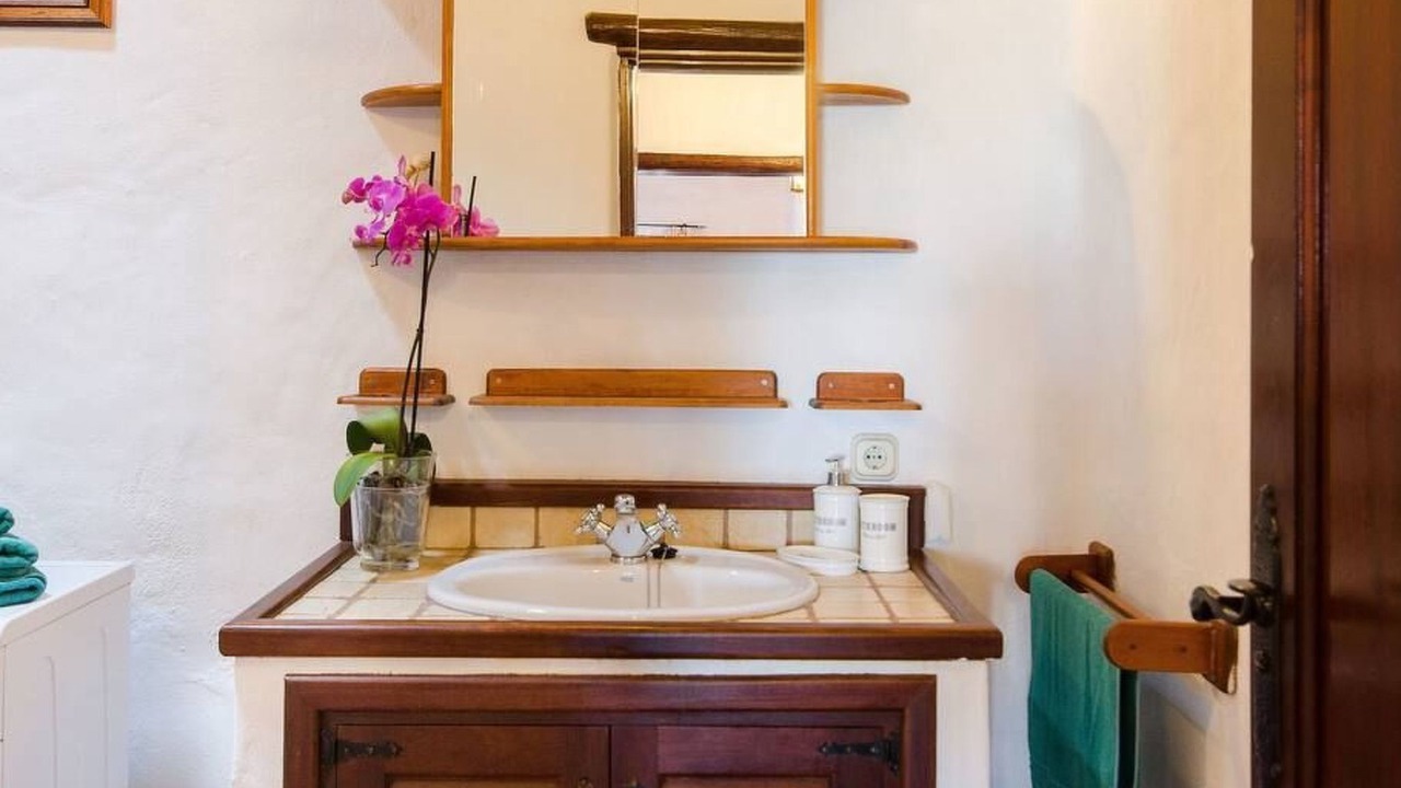 Photo of Bathroom in Guime