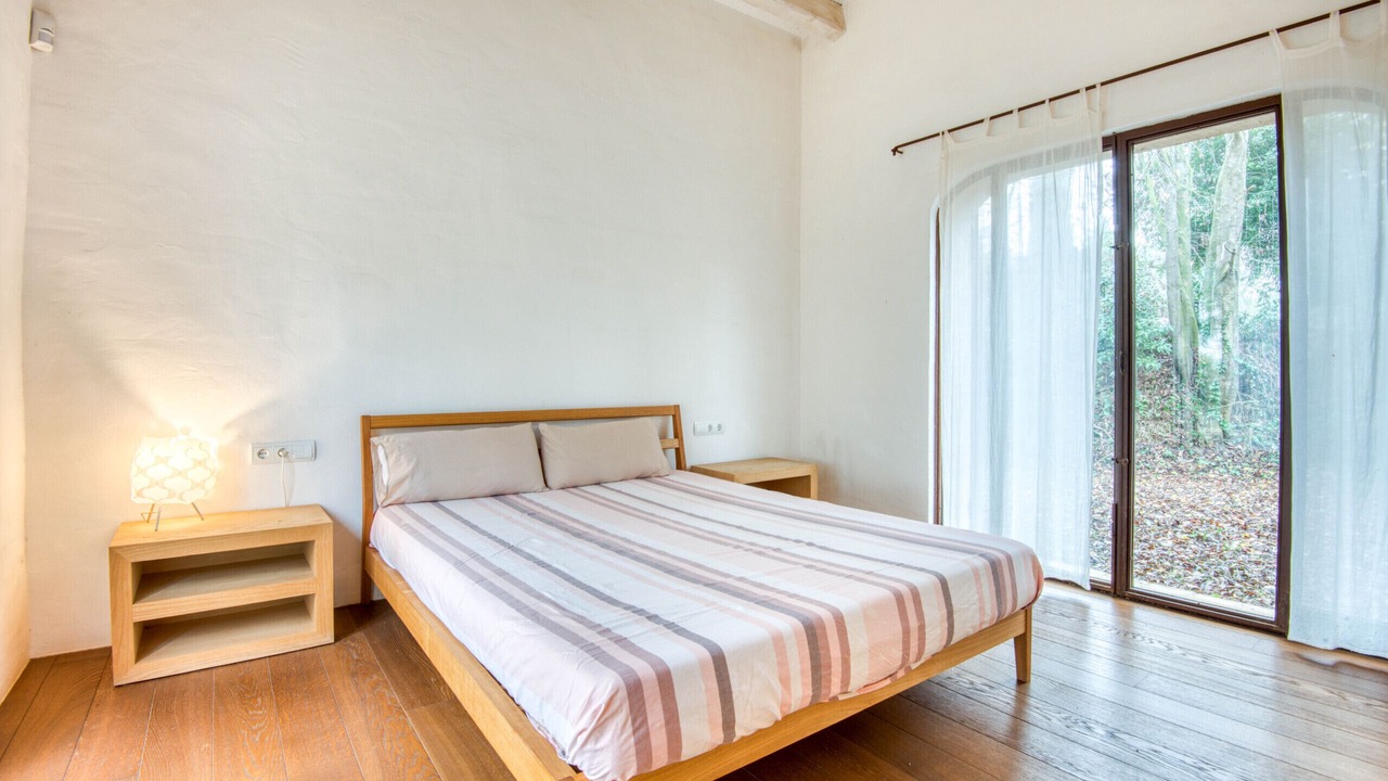 Photo of Bedroom in Canapost