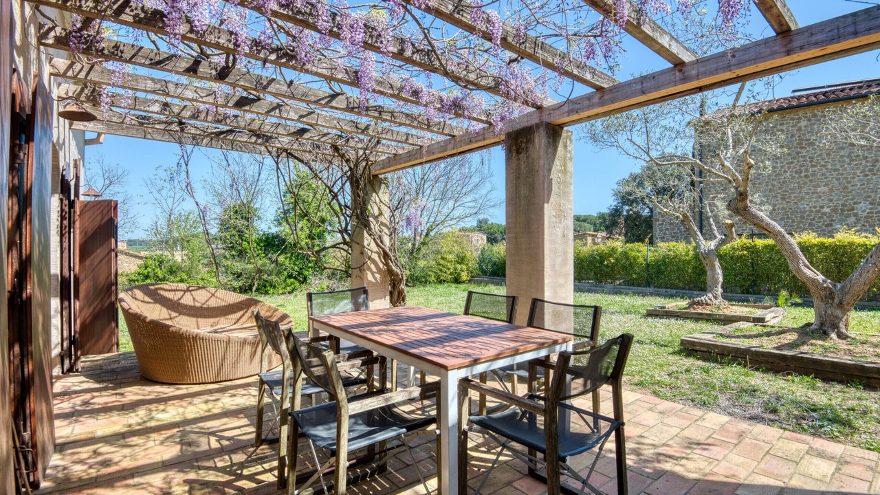 Photo of Outdoor in Canapost