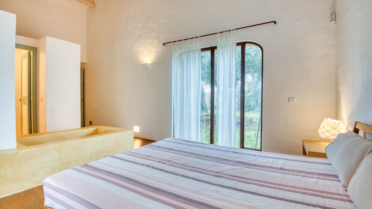 Photo of Bedroom in Canapost