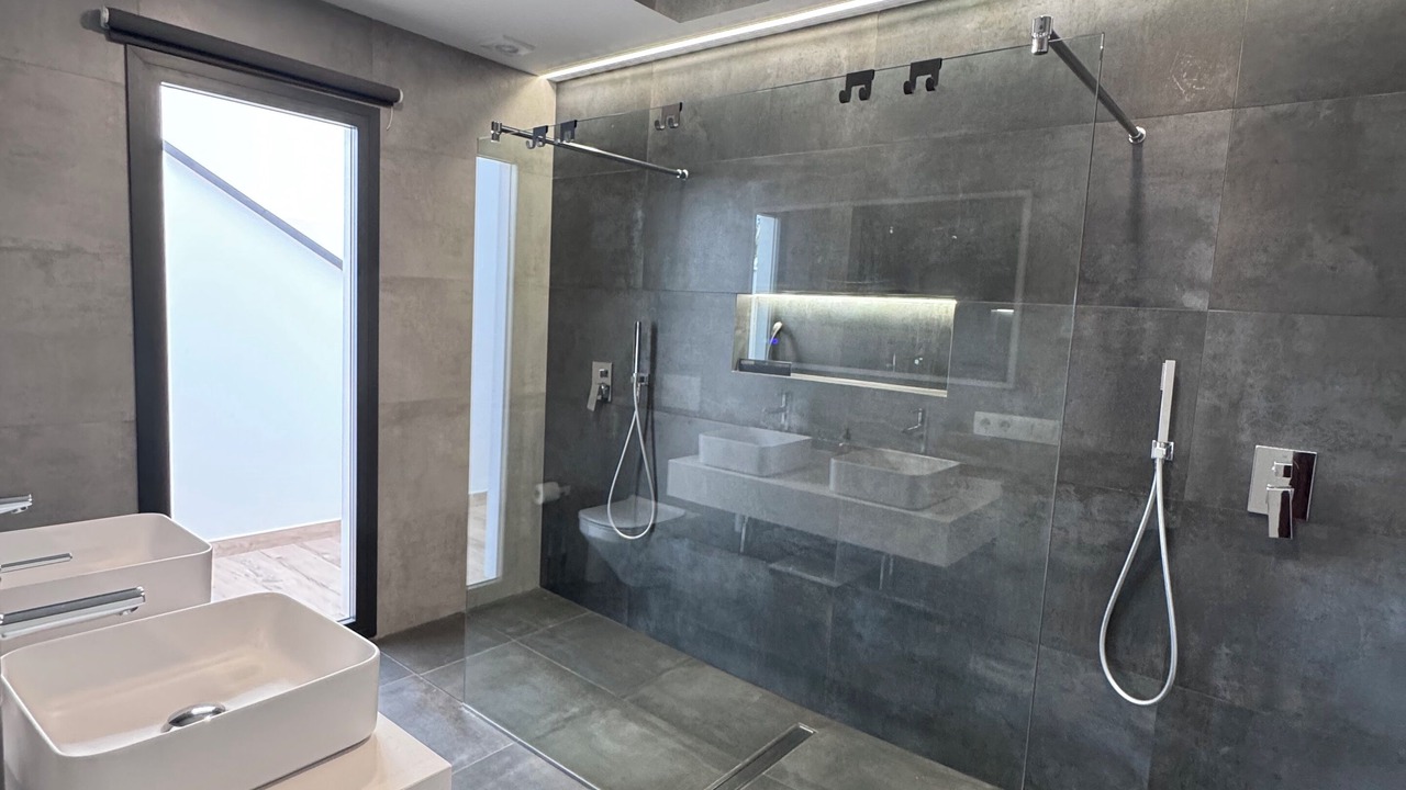 Photo of Bathroom in Palm-Mar