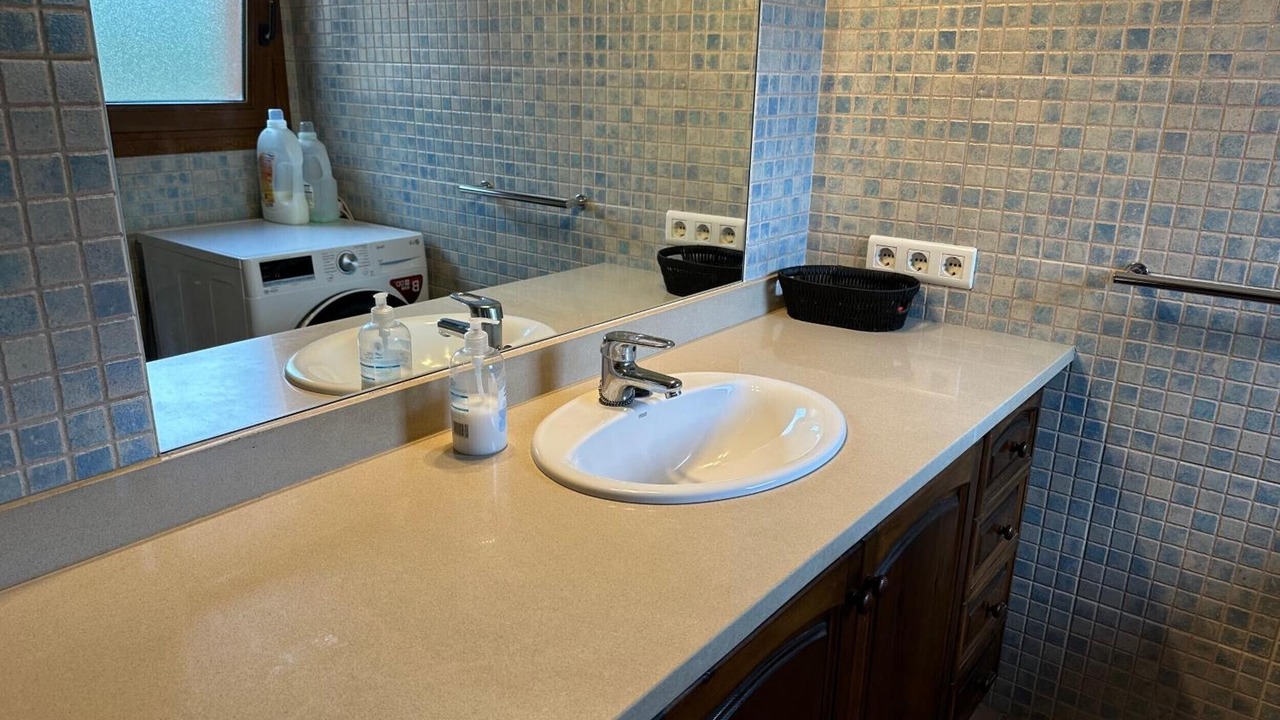 Photo of Bathroom in Pals