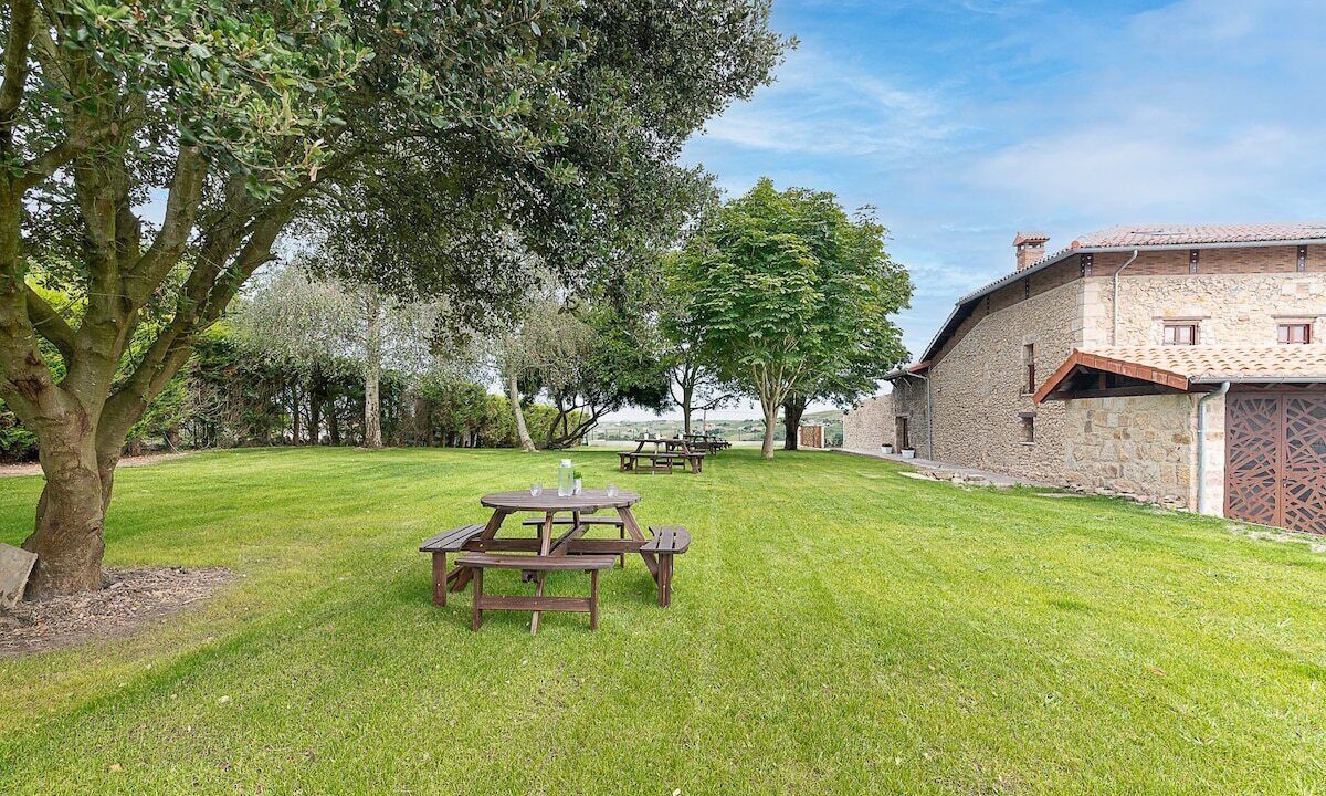 Photo of Outdoor in Miengo