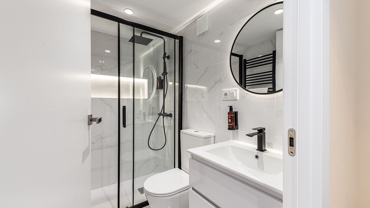 Photo of Bathroom in Embajadores