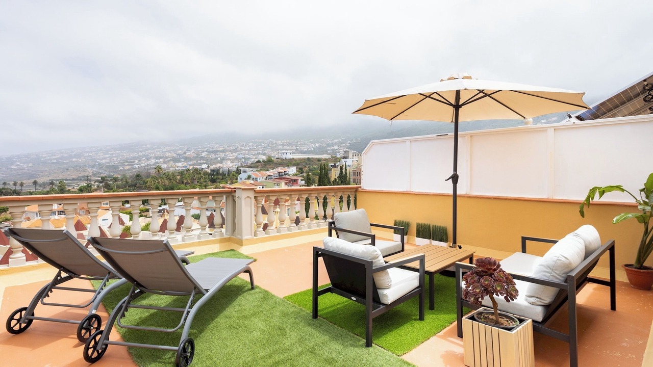 Photo of Patio Balcony in La Quinta