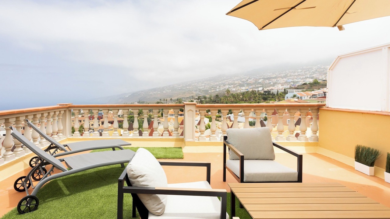 Photo of Patio Balcony in La Quinta