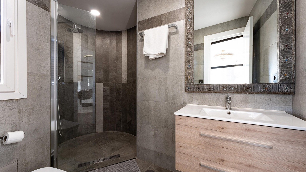 Photo of Bathroom in Torremolinos City Centre