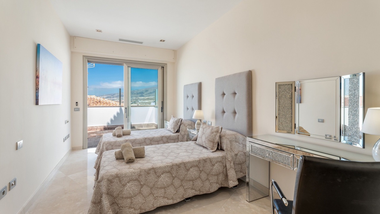 Photo of Bedroom in Caldera