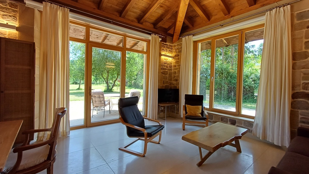 Photo of Livingroom in Ea
