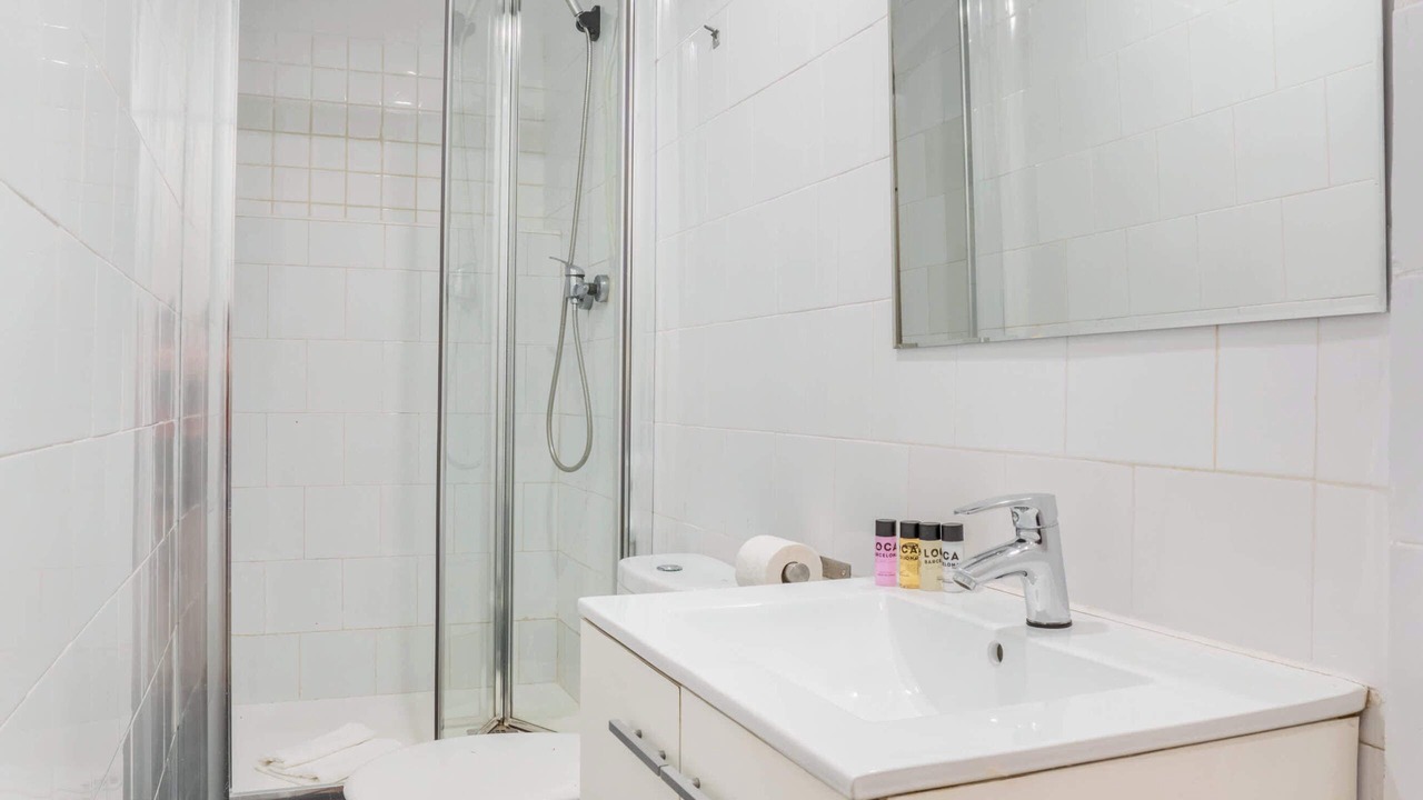 Photo of Bathroom in El Raval