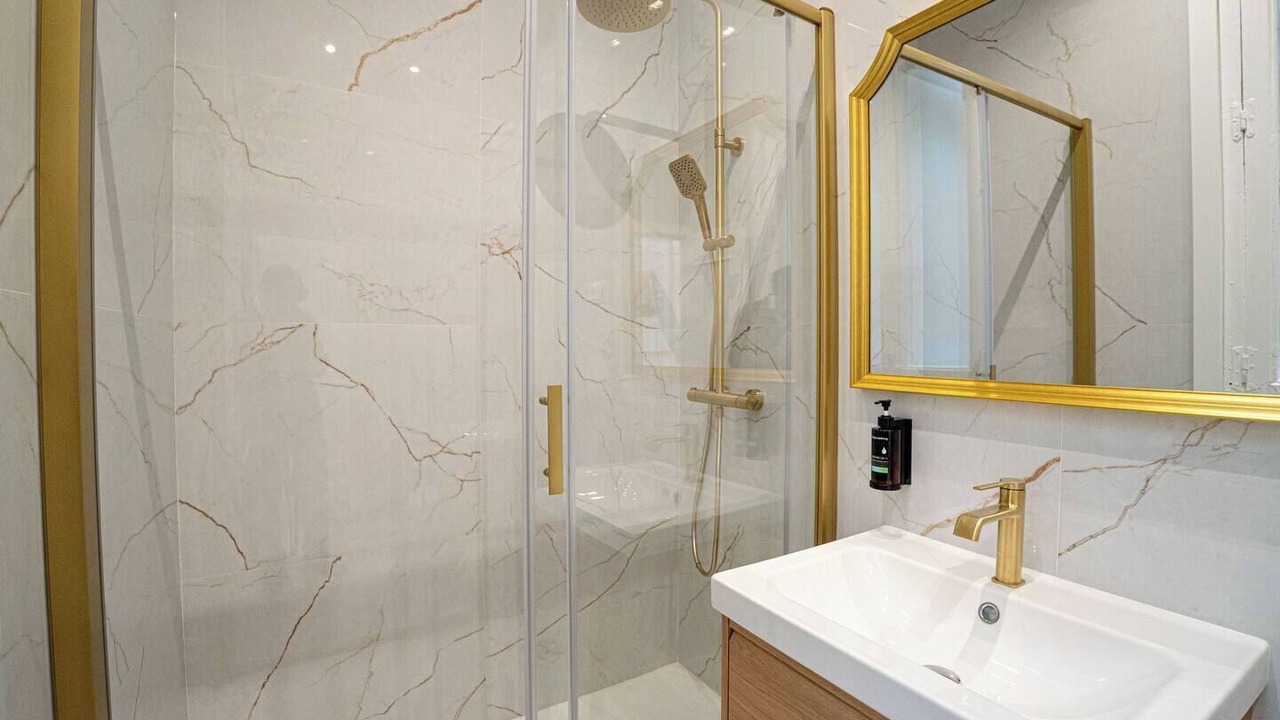 Photo of Bathroom in Malasana