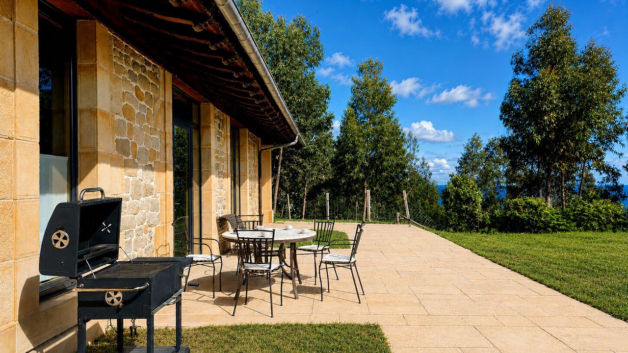 Photo of Outdoor in Ea
