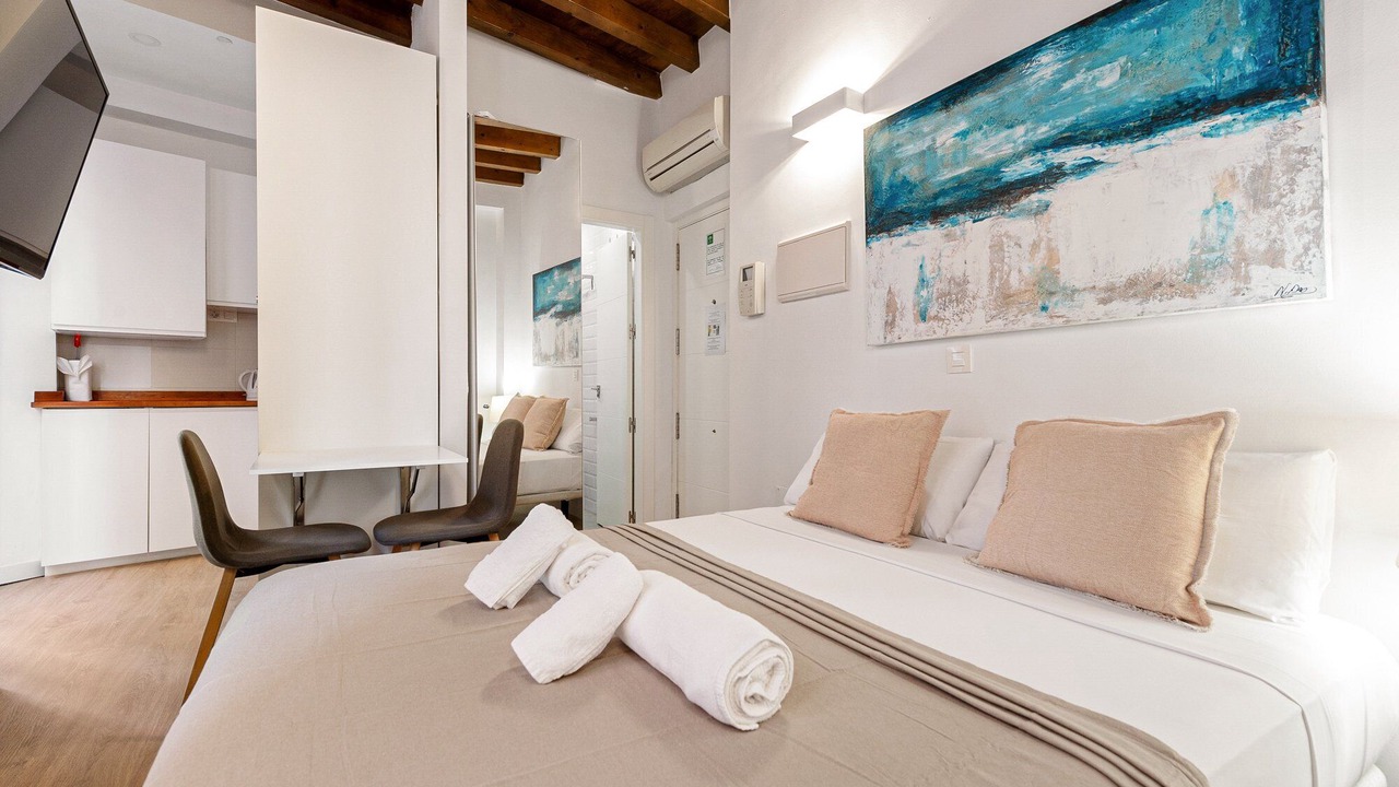 Photo of Bedroom in La Goleta