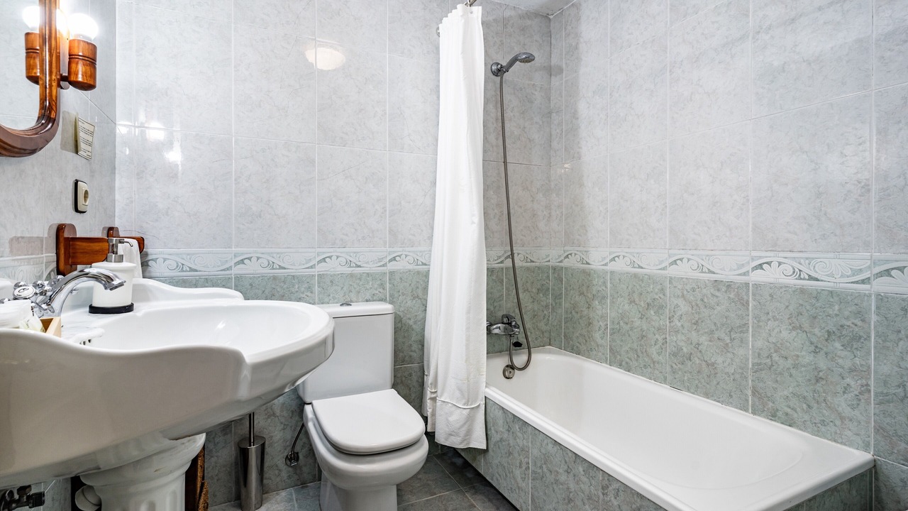 Photo of Bathroom in Cabranes