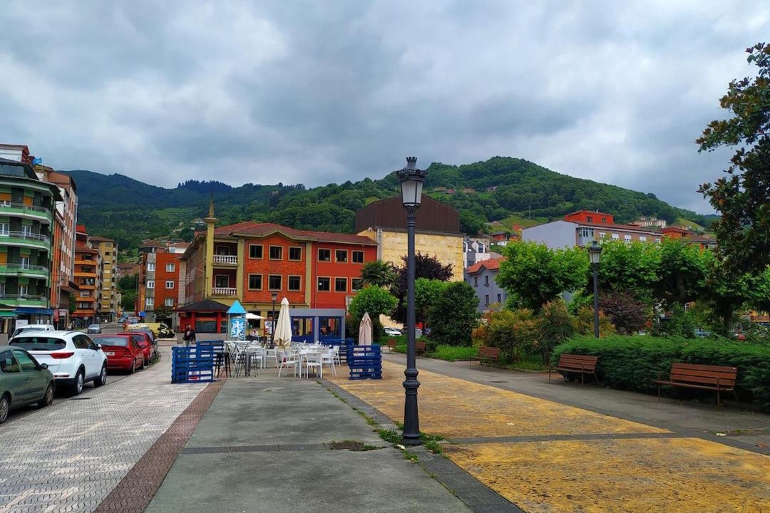 Photo of Others in El Entrego