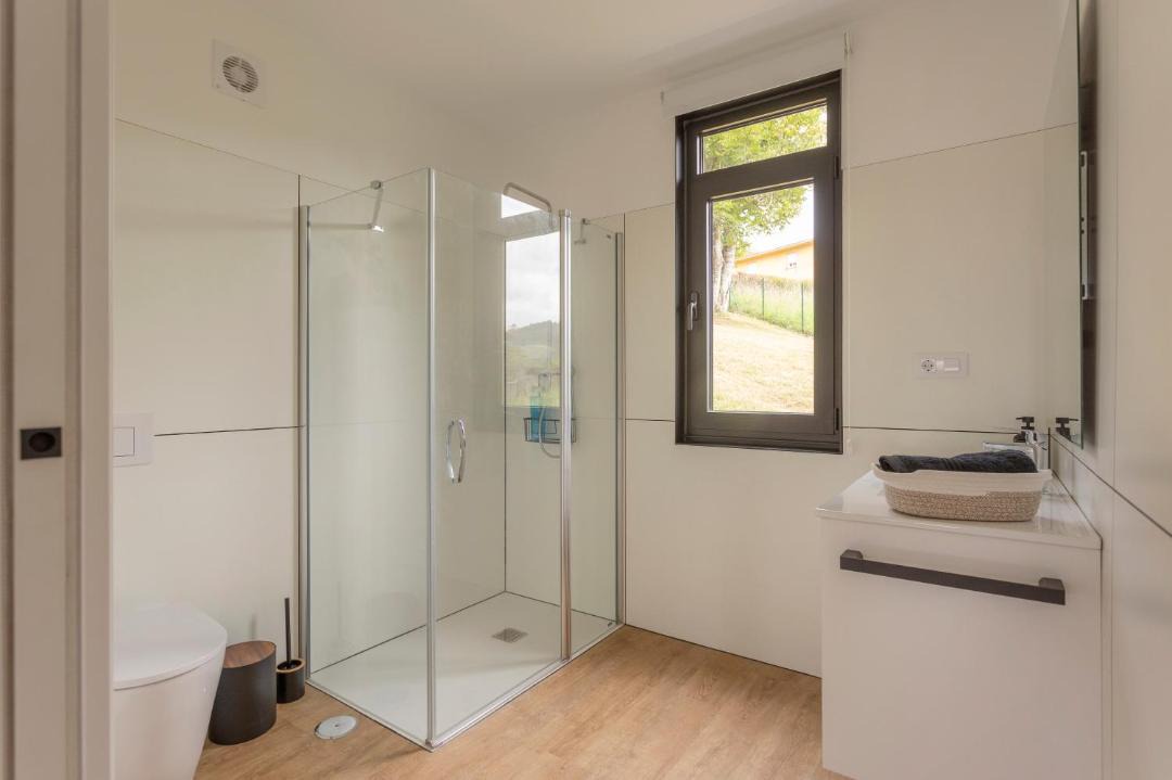 Photo of Bathroom in Esteiro