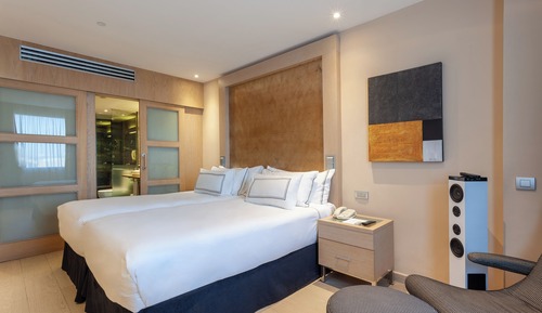 Room (Melia The Level)