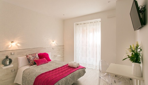 Double Room (Exterior)