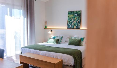 Double or Twin Room with Terrace