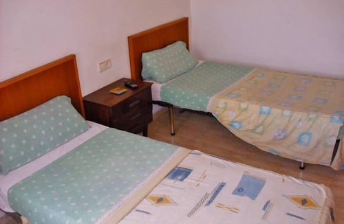 Cassa de la Selva Hostel | Hostal Cassà