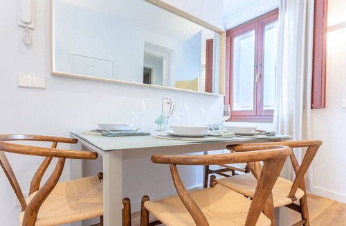 Cortes Apartment | Bellas Artes IV apartment in Madrid