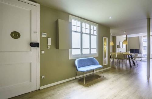 Sant Gervasi Apartment | Ola Living Aribau 3 hab