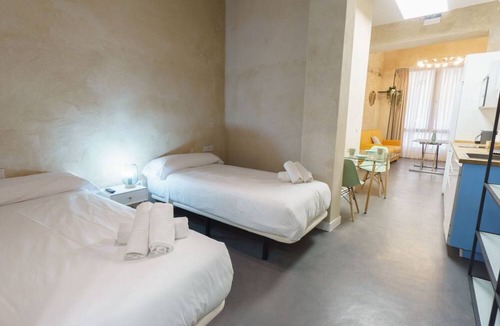 Santa Catalina Apartment | 1 Rentalsevilla Sunset Corner