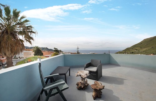 Tegueste Apartment | Vacation Studio 'La Zotea' with Mountain View and Wi-Fi