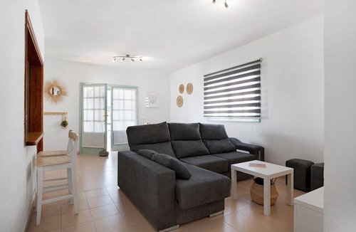 Playa Honda Apartment | Vacation Apartment 'Los Alisios Del Patron' with Mountain View, Private Terrace and Wi-Fi