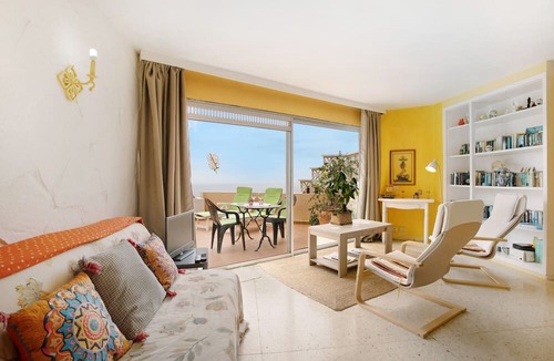 La Matanza de Acentejo Apartment | Holiday Apartment 'Casa Pelican' with Sea View, Private Pool and Wi-Fi