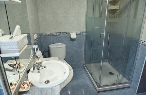Mogro Apartment | Homerez - Apt. Mogro - Sea view