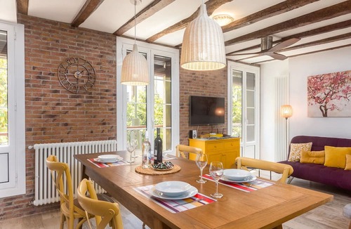 Old Town Apartment | Sarriegi | The Rentals Collection