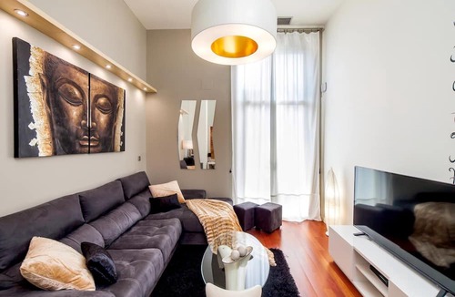 Eixample Apartment | Victoria City Center 2: Luxury Touristic Duplex in the heart of Barcelona