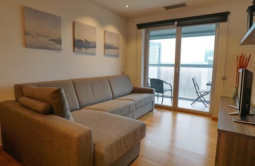 El Port Apartment | Apartment in front of Fira Gran Via