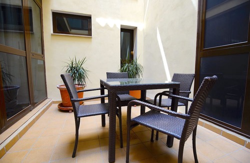 La Llotja-Born Apartment | Spacious apartment with Patio, Ideal for Families, in the Old Town of Palma